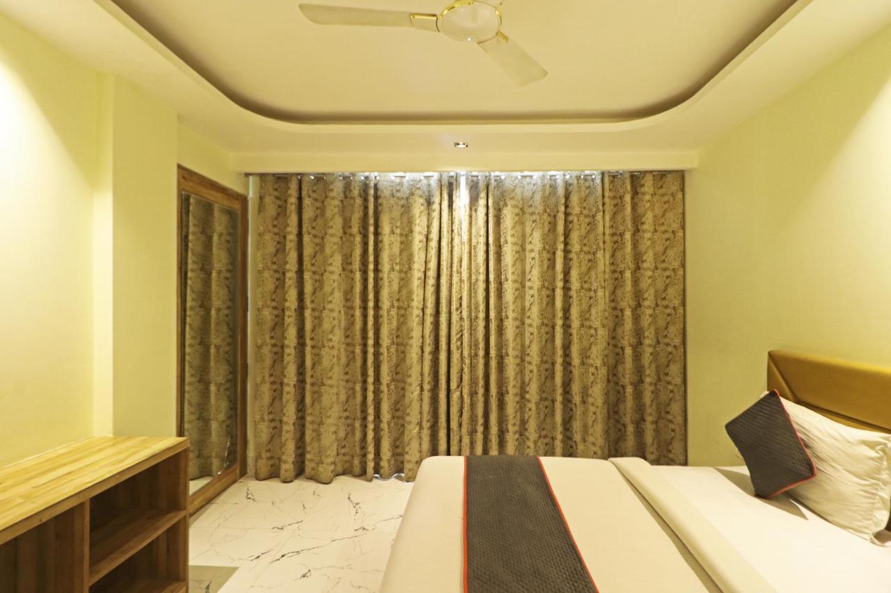 Hotel Good Vibe Near Delhi Igi Airport ニューデリー エクステリア 写真